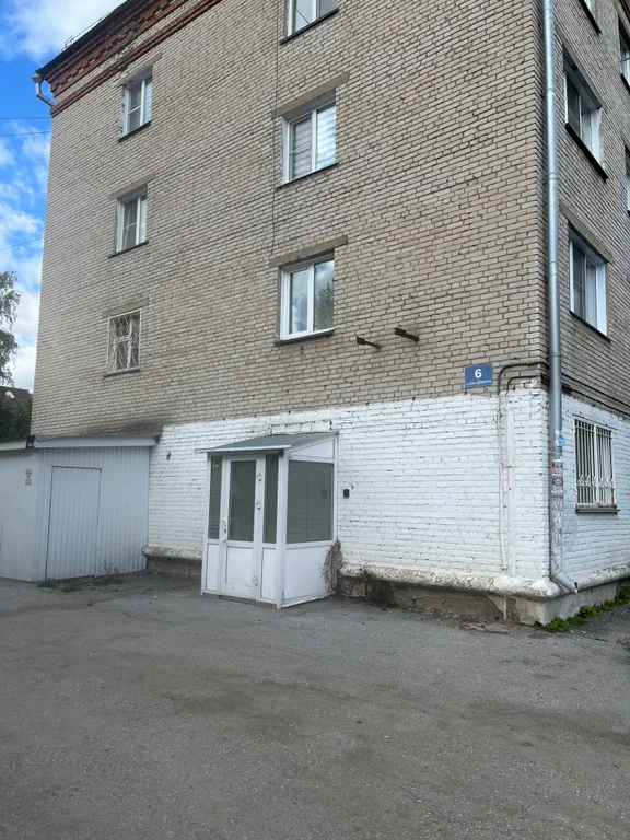 Большая студия в 3 км от аэропорта