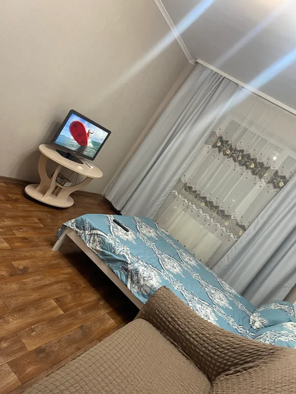 Однокомнатная квартира рядом с парком и стадионом Галицкого