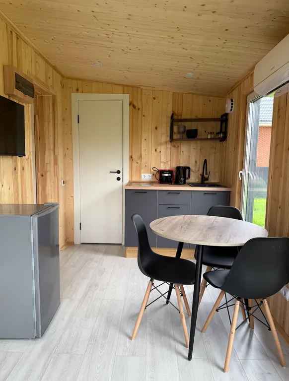 Домик с отдельной спальней