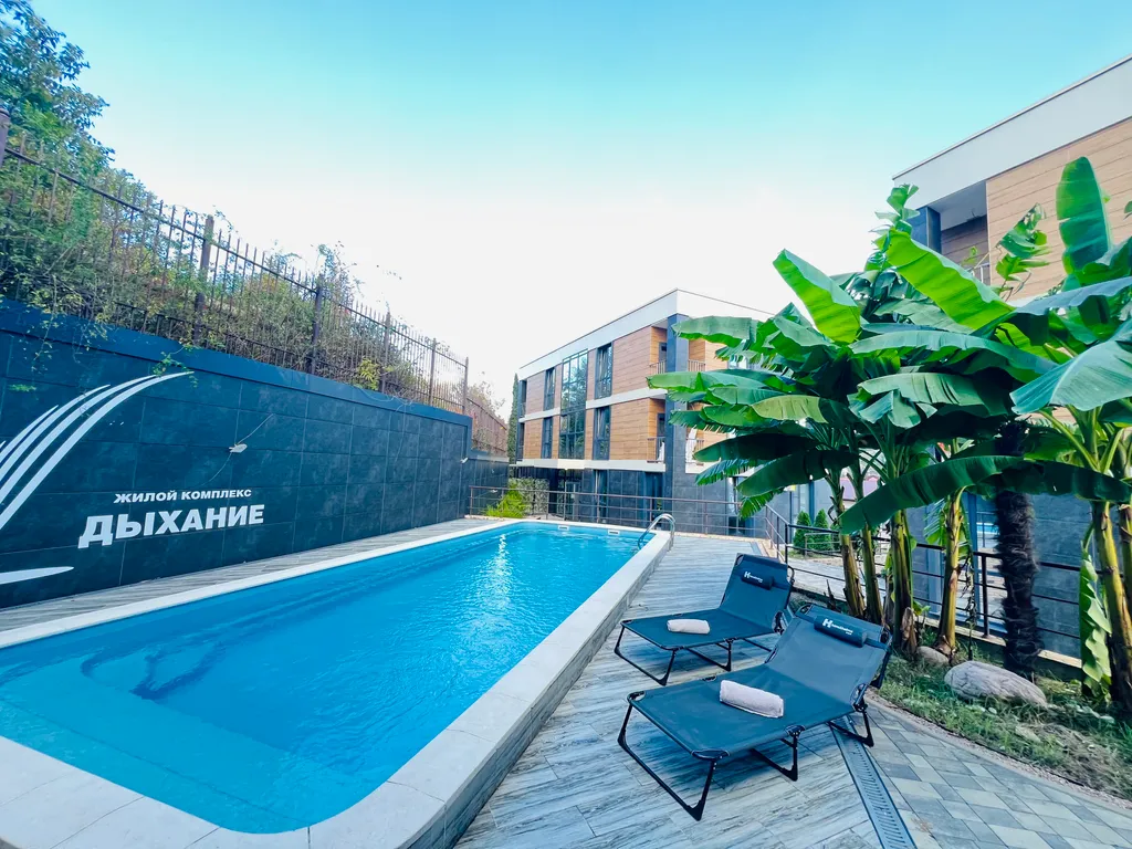 1-комнатная квартира с бассейном