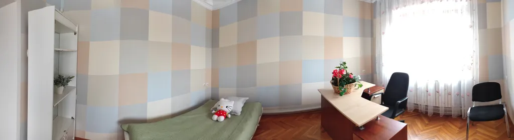 Элитный отдельный дом, большая кухня, 4 изолированные спальни