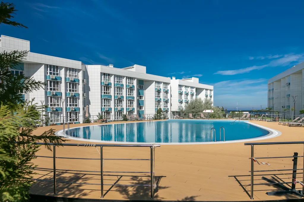 Квартира Квартира Апартамент на берегу моря с бассейном — Севастополь