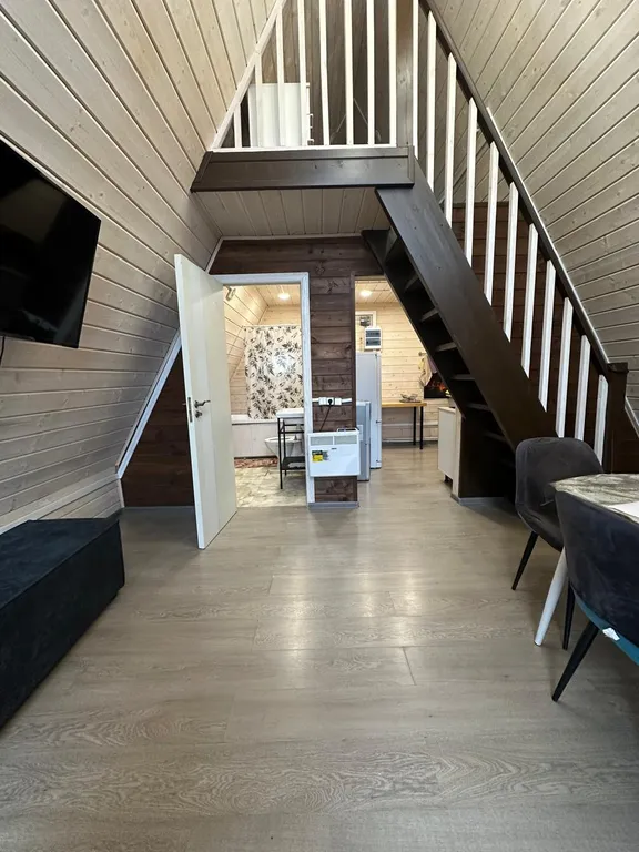 Уютный дом А-фрейм на базе отдыха глэмпинге "Салтыковские