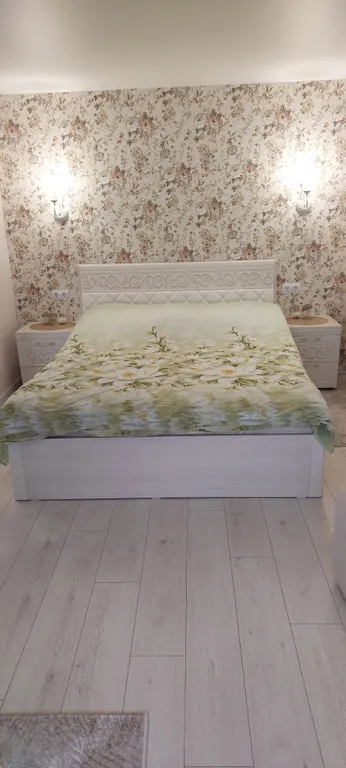 Стильная однушка в фисташковом цвете