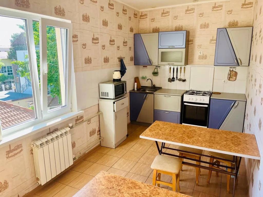 Квартира Квартира Улучшенный номер на третьем этаже — Геленджик