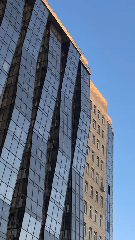 Студия Неоклассика с видом на город