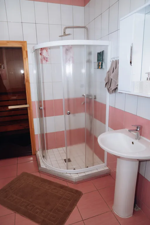 Уютный дом с террасой