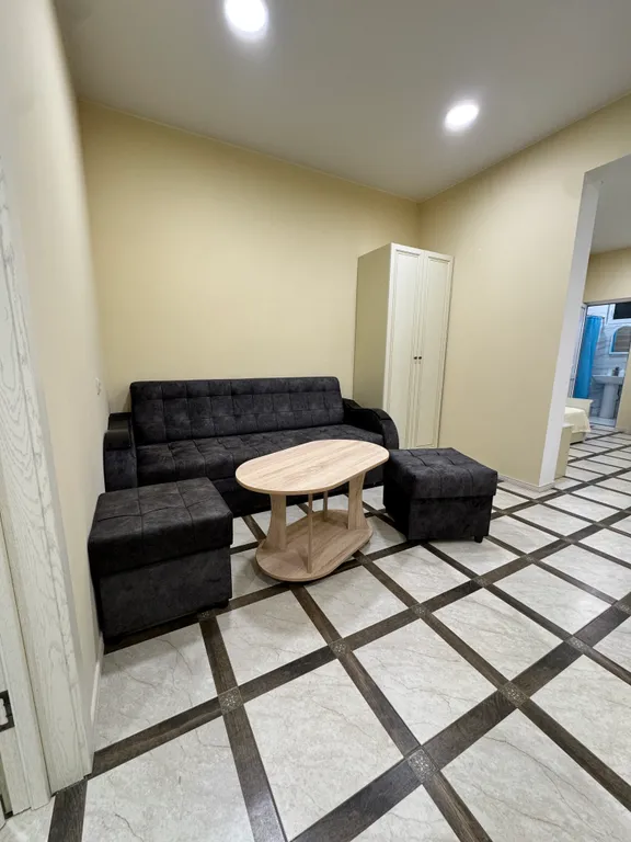 Квартира Комната — аренда посуточно в Лоо