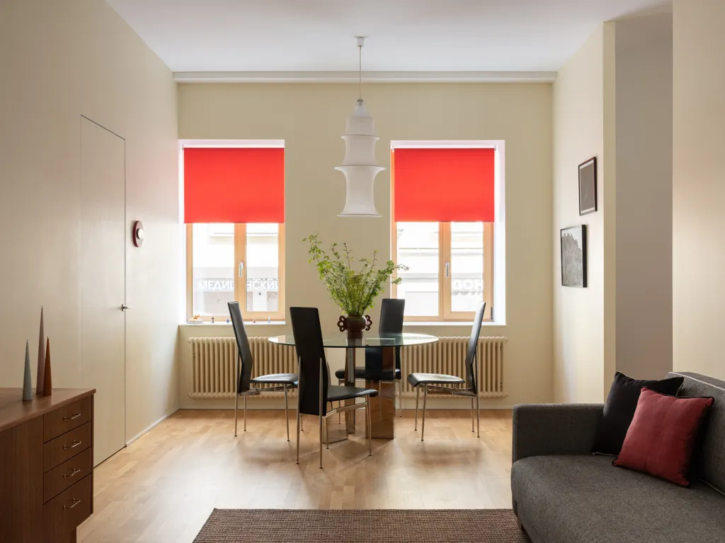 Апартаменты с тремя спальнями на Петроградской стороне