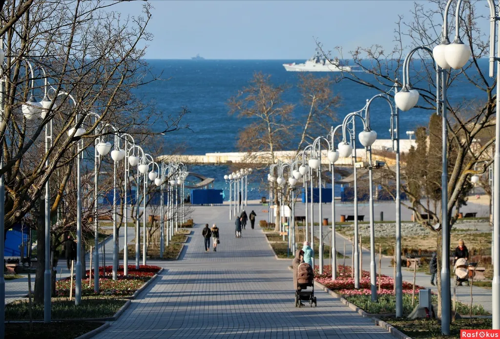 Квартира Просторная 2-х комнатная квартира (центр) — Севастополь