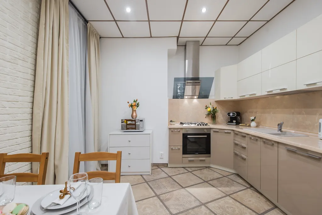 Шикарная пятикомнатная квартира у Кремля