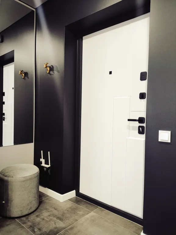 Studio apartment with designer renovation in the center of Pervomayska