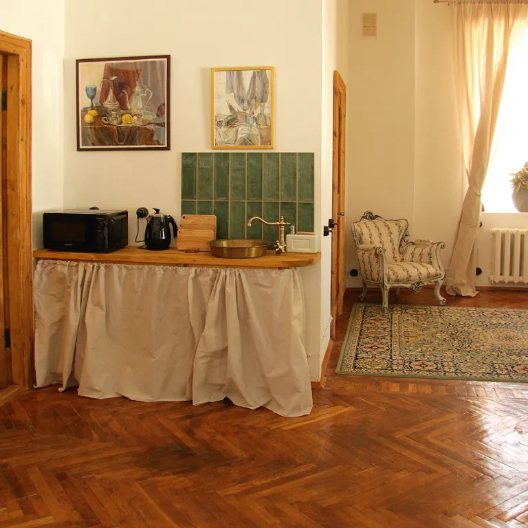 Гермес в доме-музее XIX века