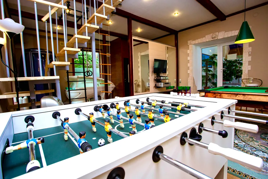 Дом с роскошным бассейном и 2 видами бань