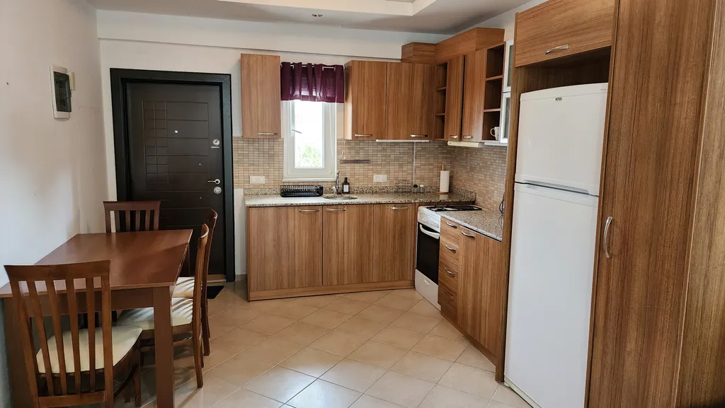 Двухкомнатные апартаменты в Гейнюке