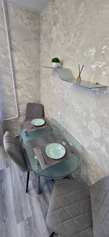 Квартира Новая и светлая двухкомнатная квартира — Хабаровск