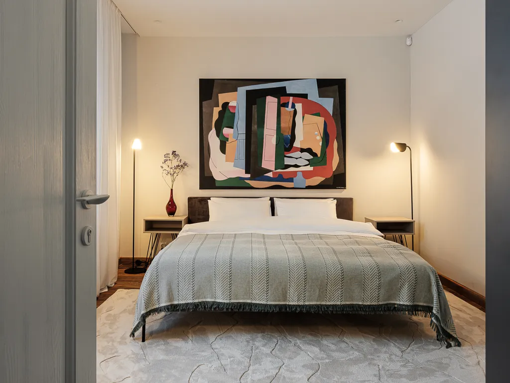 Дом Шерл с террасой и сауной в черте города