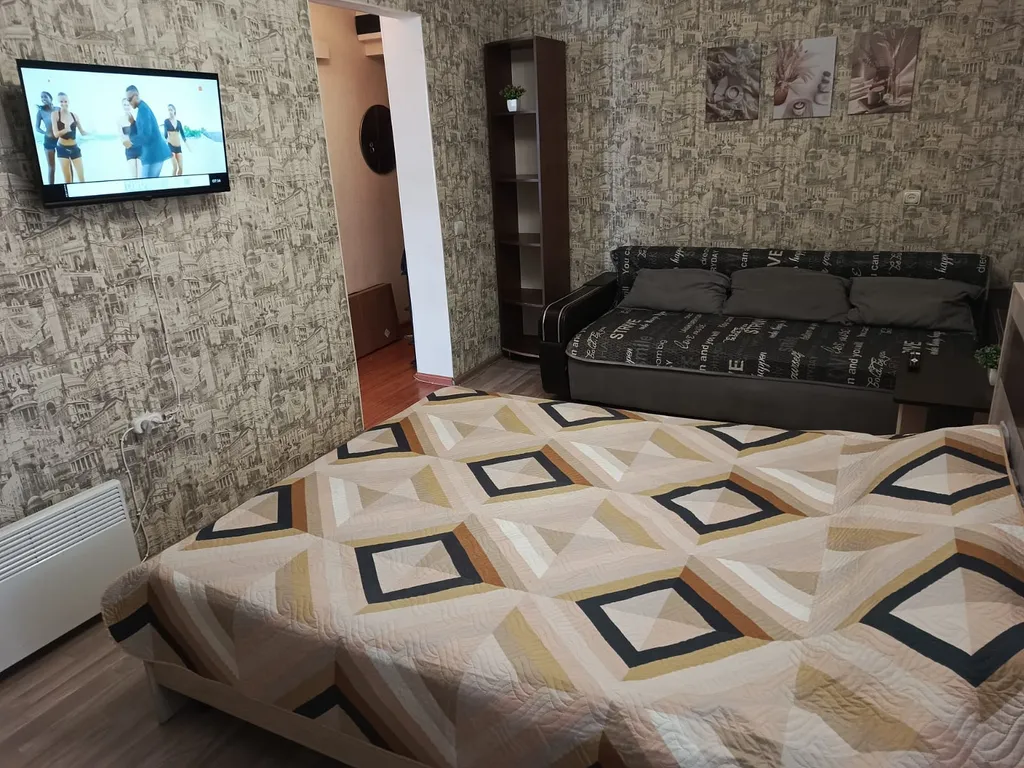 Уютная квартира рядом с супермаркетом Восток Молл