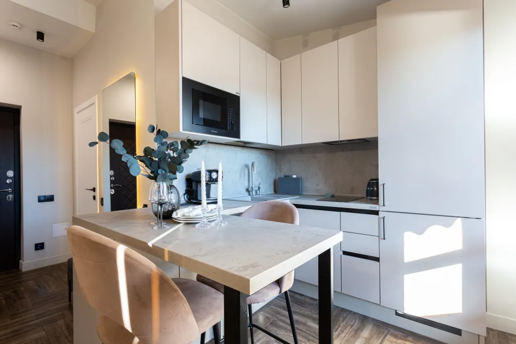 Стильная студия Кватро 152 с террасой и кофемашиной