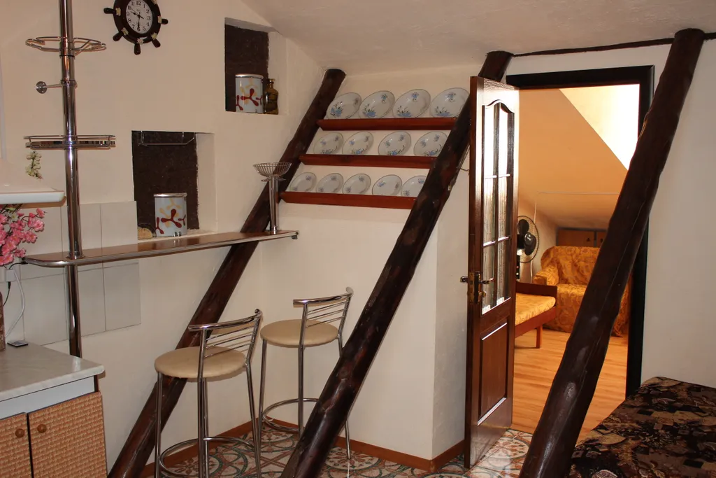 Апартаменты в трёх уровнях у моря