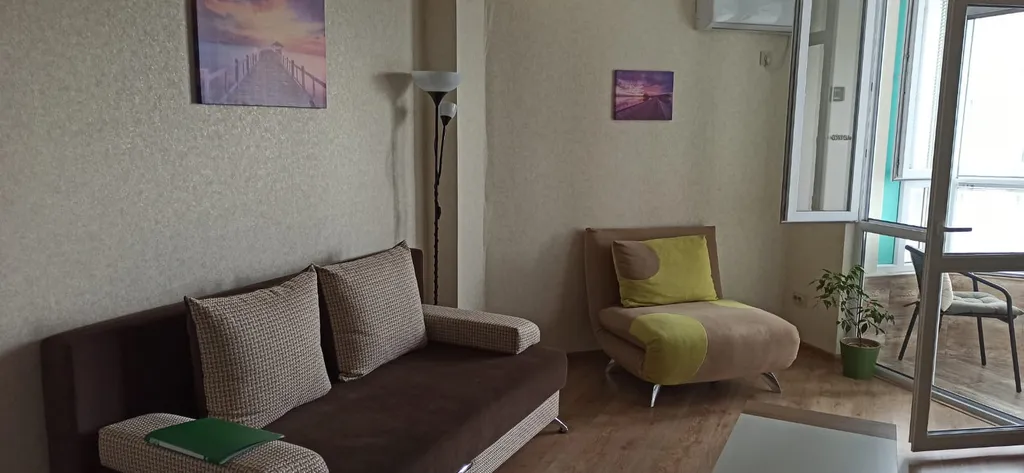 Видовые апартаменты на берегу моря с видом на море с бассейном