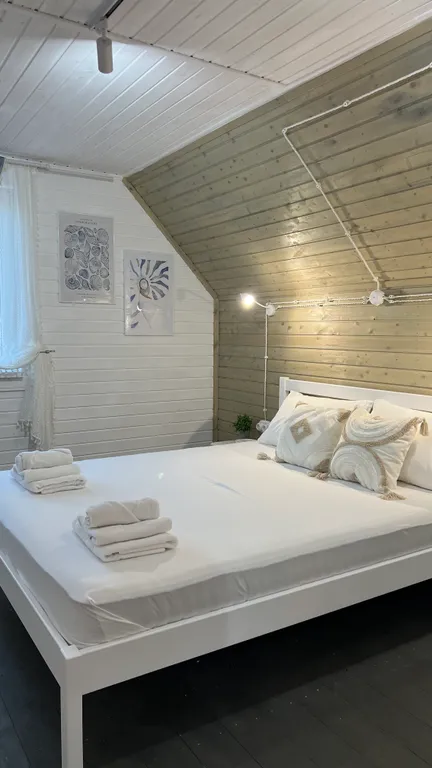 Уютный дом на море