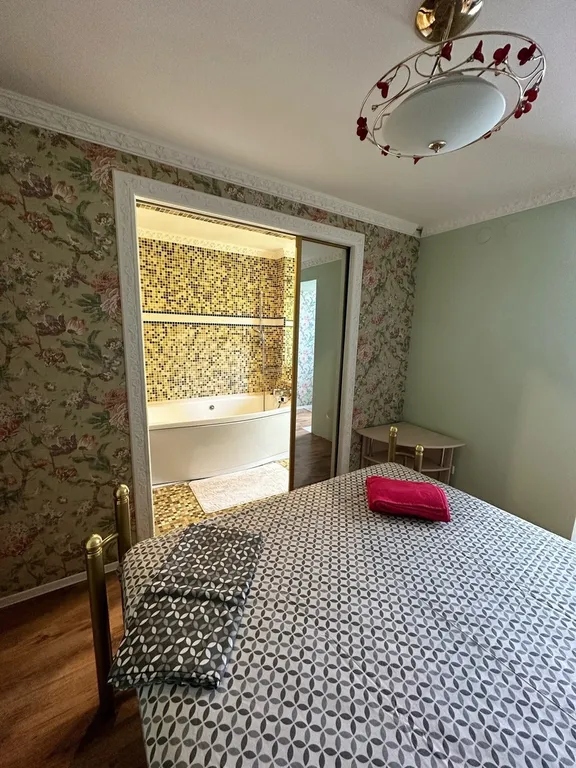 Квартира на центральной площади ленина