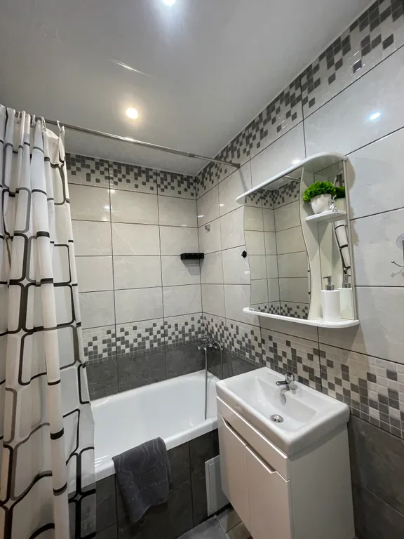 Яркая студия в центре города