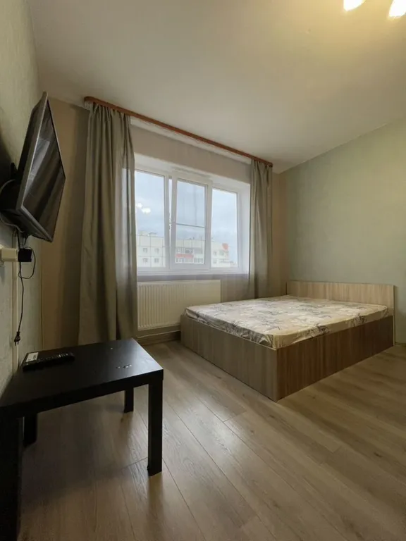 Квартира с 2-мя кроватями, рядом Акрон и Форум — аренда посуточно в Великий Новгород