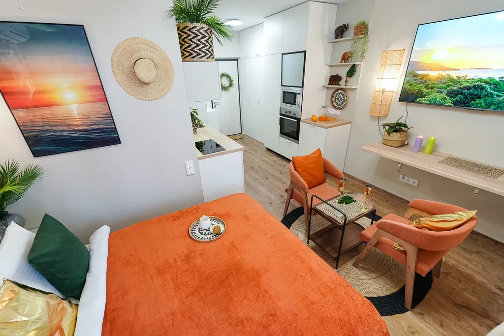 Квартира Квартира Tropic SPA Studio с джакузи XXL и тропическим душем в уютном центре — Минск