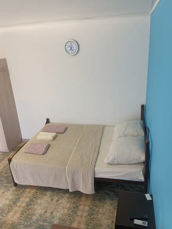 Квартира Уютная студия с кухней — аренда посуточно в Орджоникидзе