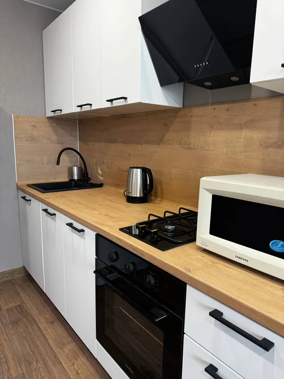 Современная квартира с шикарным видом на центр города и фонтаны