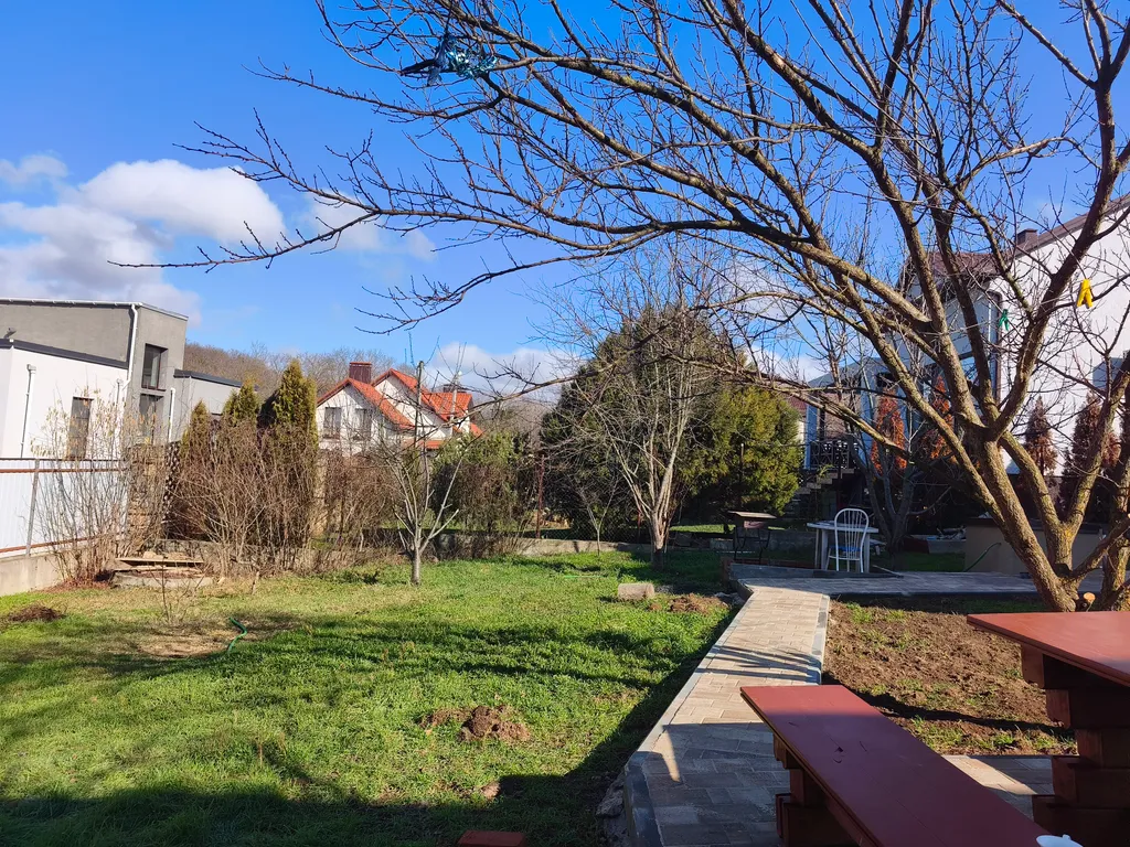 Дом в пригороде Новороссийска по дороге в сторону Абрау Дюрсо