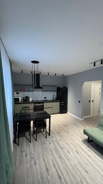 Уютная квартира в центре города с отдельной спальней