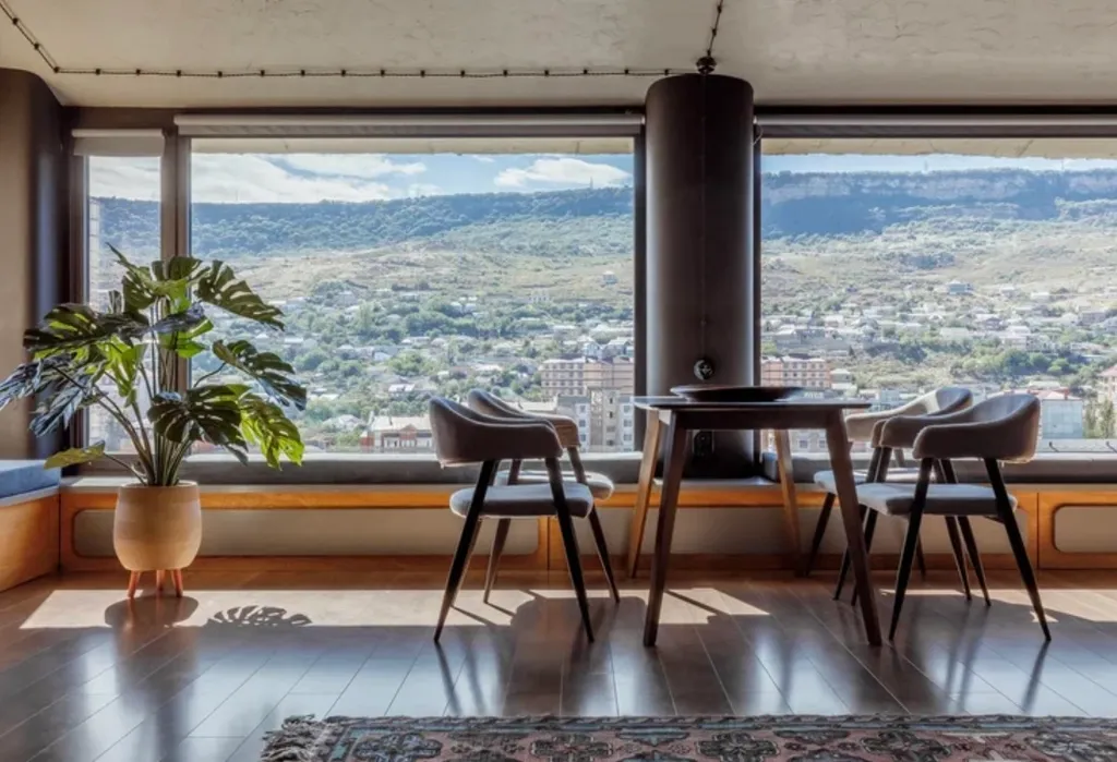 Квартира Панорамные окна с видом на гору — аренда посуточно в Махачкала