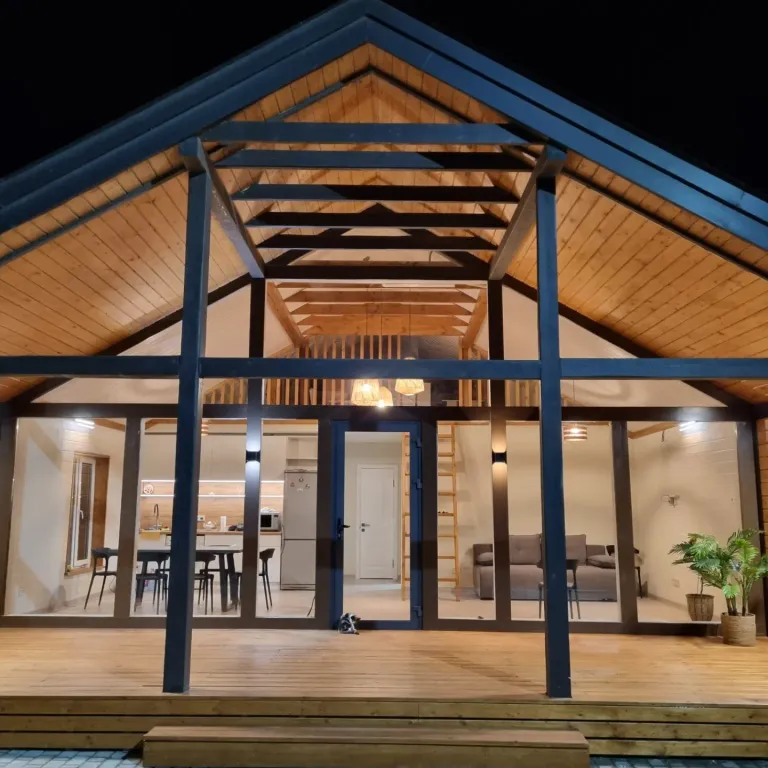 Уютный дом у моря