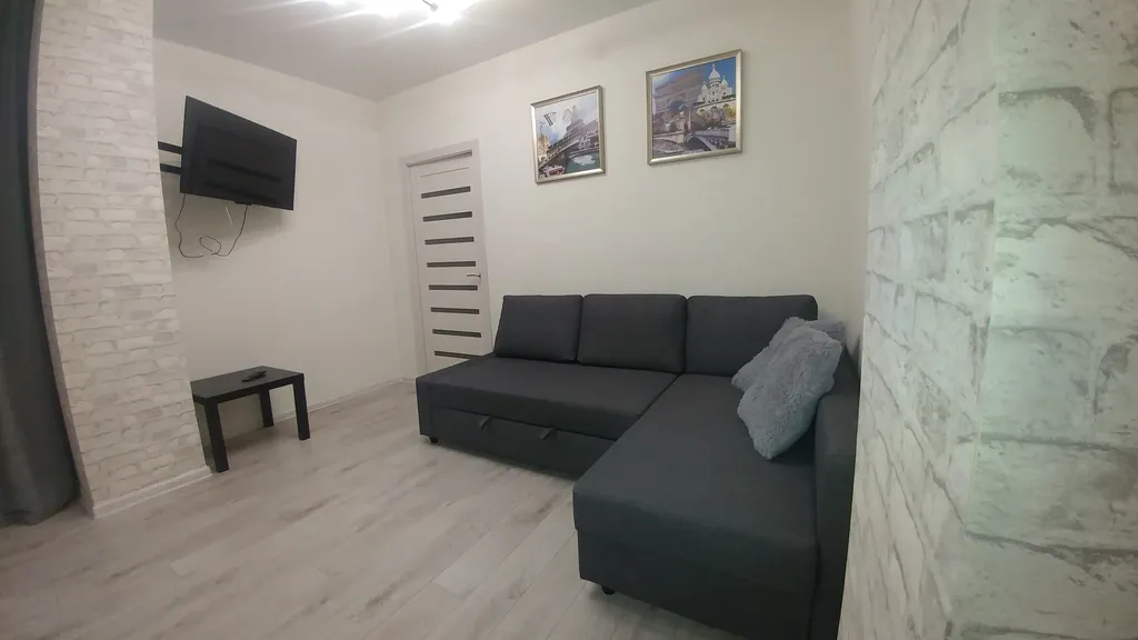 Уютная евродвушка в серых тонах