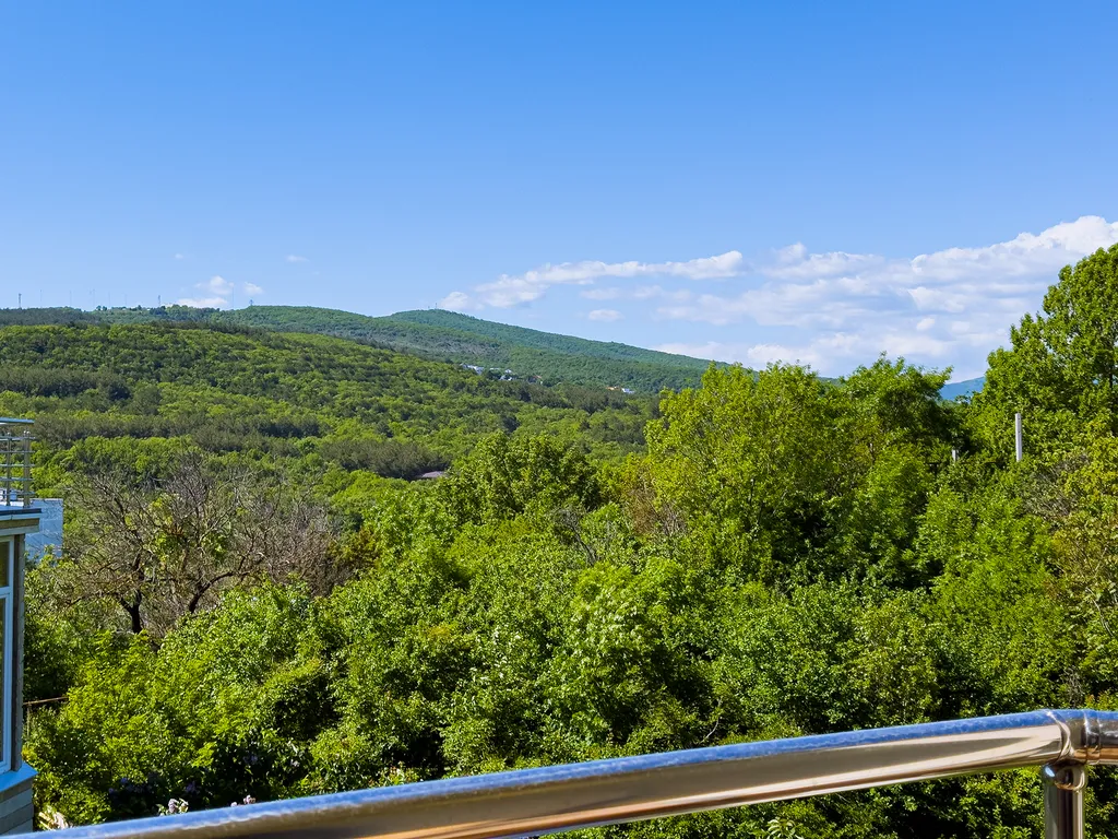 Квартира Квартира Студия с видом на море и горы — Геленджик