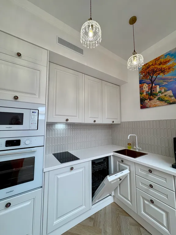 Новая квартира с балконом