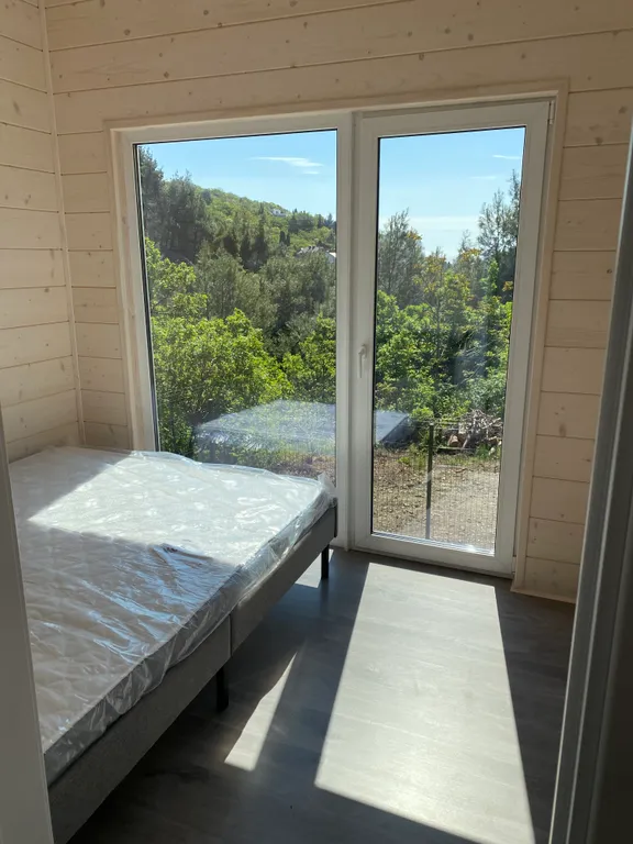 Домик в тихом месте у моря