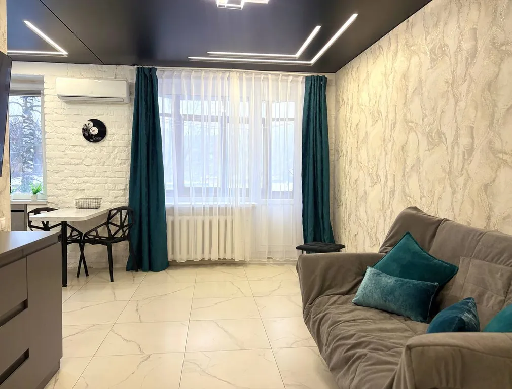 KenigApart Шикарная евротрешка в самом центре города