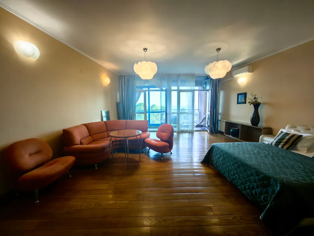 Квартира luxe 2к с видом на море и дендрарий парк