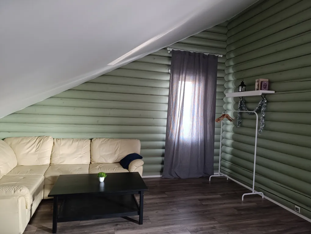 Коттедж Loft коттедж с шикаpным видом на пруд — Шишкино