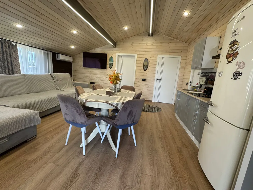 Уютный дом на базе отдыха глэмпинге "Салтыковские бани - Мир пара"