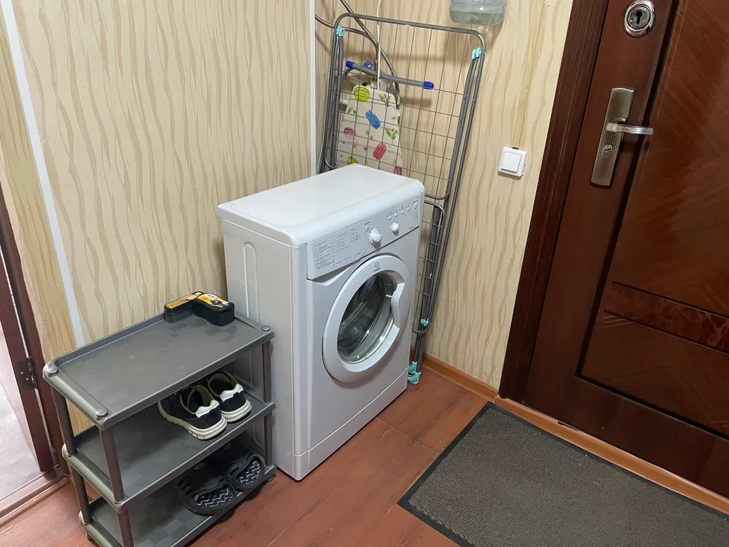 Комната со своим санузлом в апартаментах