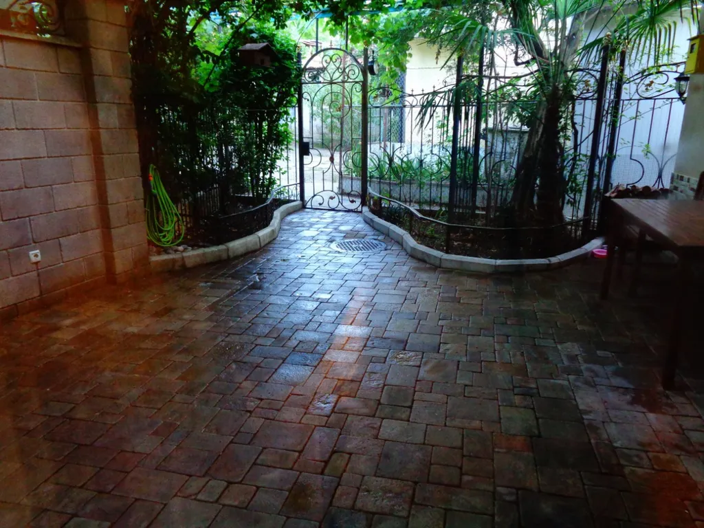 Коттедж Дом для семьи в тихом районе — Ялта