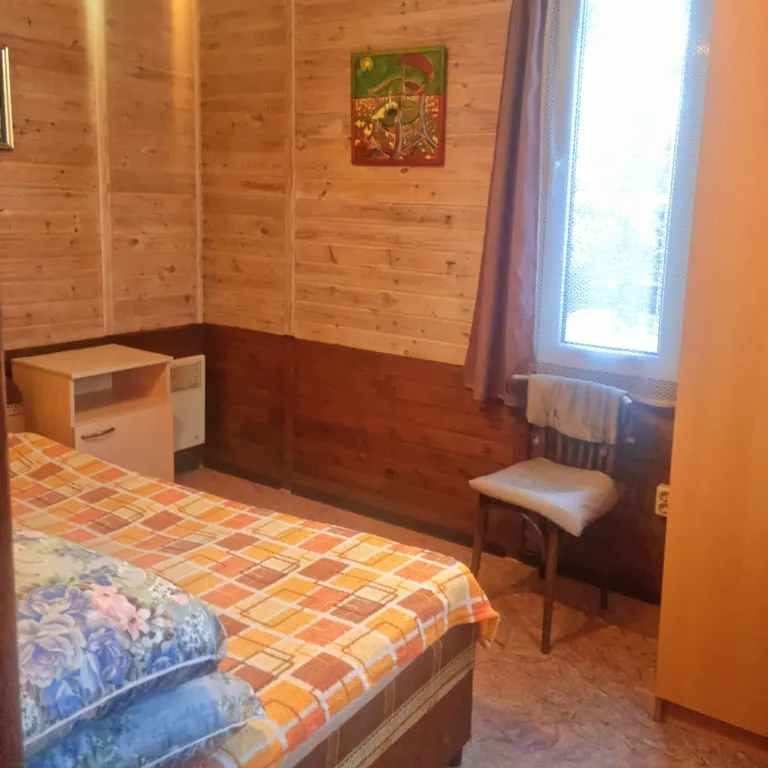 Коттедж Уютный небольшой дом — Песочный