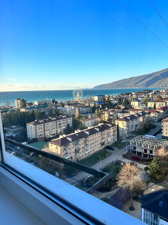 Уютная квартира в сердце города с видом на море и горы