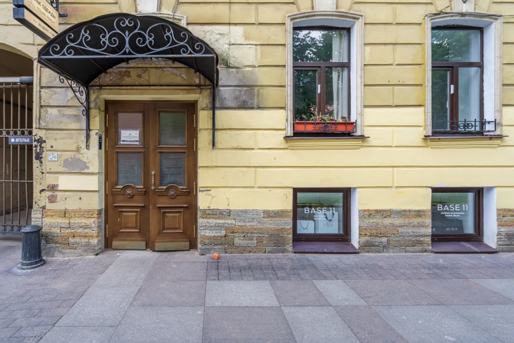 Квартира Двухуровневая квартира-студия у Таврического сада — Санкт-Петербург