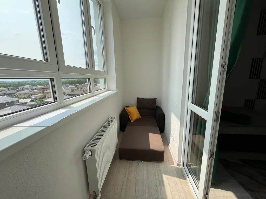 Уютная, новая квартира-студия в экологическом районе